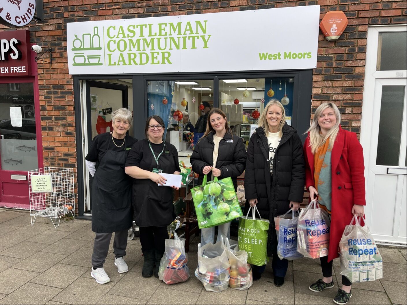 Answer donates £150 to support Castleman Community Larder’s Christmas Hamper Campaign